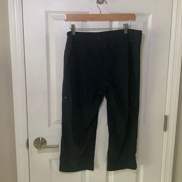 Eddie Bauer black cropped outdoor active pants wide leg size 12 - Picture 3 of 8